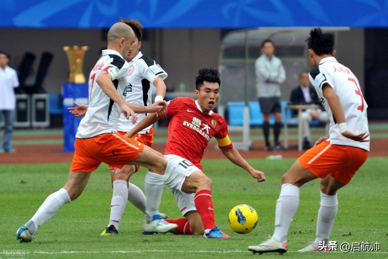 中超减少外援名额,推动国内球员成长机会的简单介绍 中超减少外援名额,推动国内球员成长机会的简单介绍