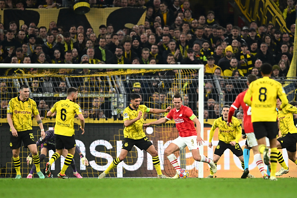 德甲豪门多特蒙德火力全开,击败对手夺冠 德甲豪门多特蒙德火力全开,击败对手夺冠