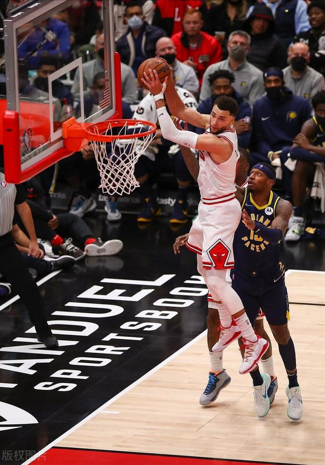 公牛队前途未卜,拉文飙分助胜 公牛队前途未卜,拉文飙分助胜