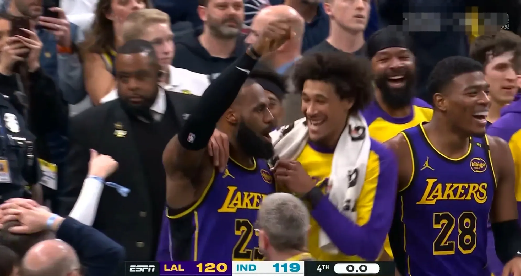 开云下载-步行者险胜热火，詹姆斯点燃赛场