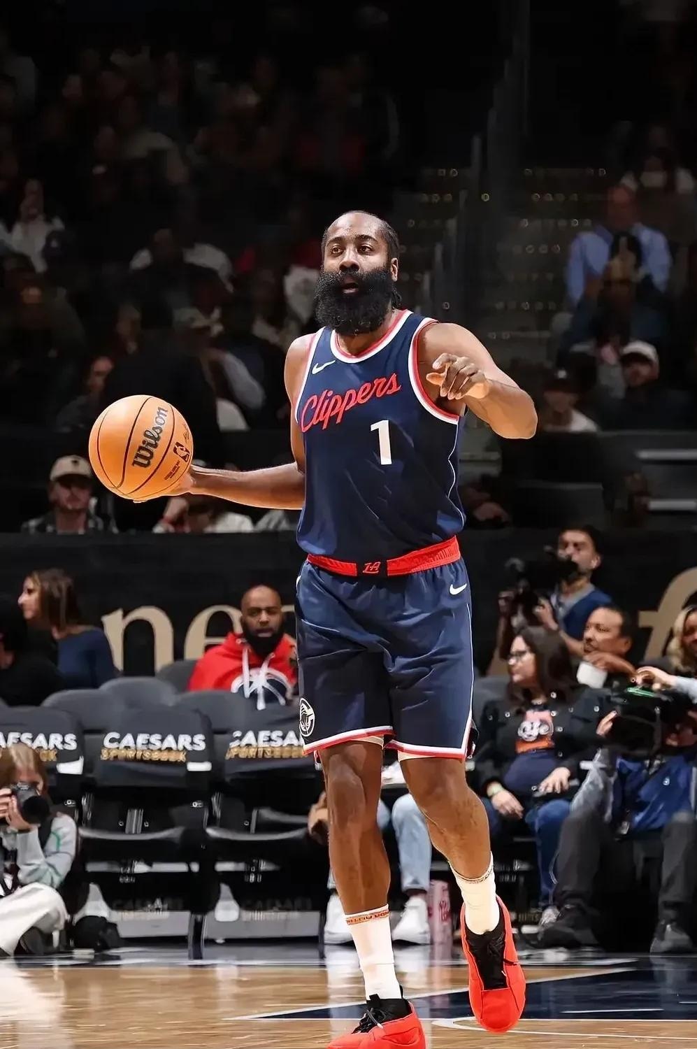 开云APP-深圳队逆转热火，哈登惊艳四座