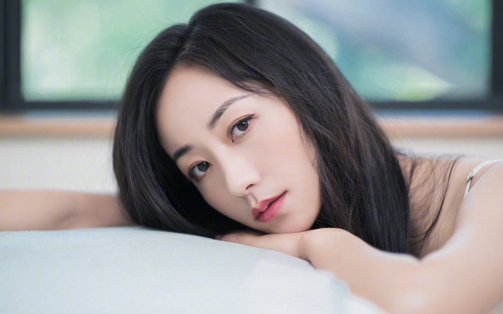 戈贝尔独霸篮下，上海男篮闪电击溃凯尔特人，篮球世界为之震动！